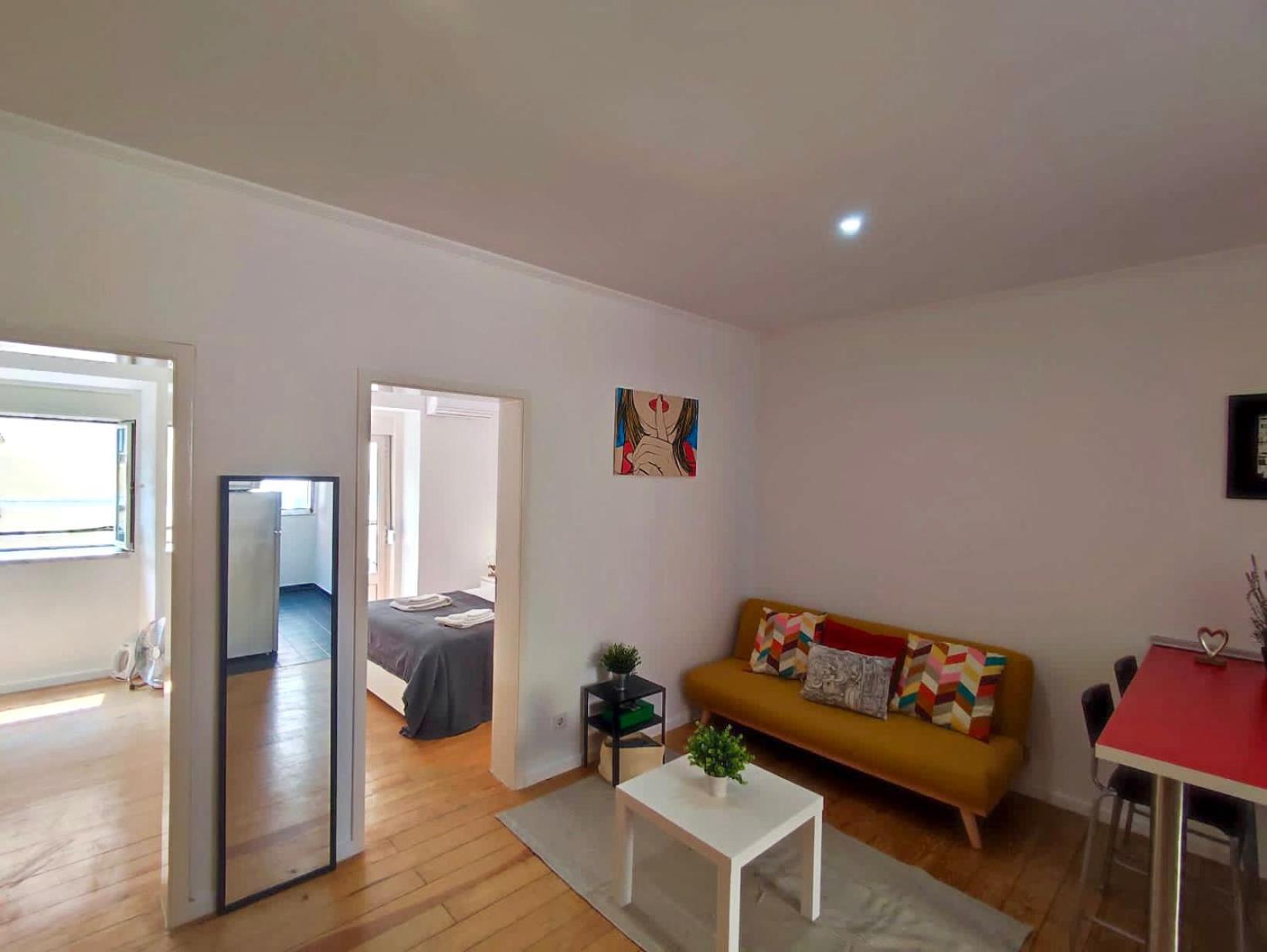Red Passion Apartment Lisbona Esterno foto